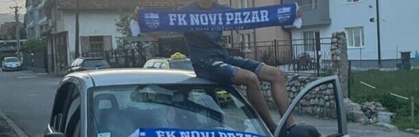 "BIO JE NAJMLAĐI NAVIJAČ" Od poginulog mladića iz Novog Pazara opraštaju se prijatelji (foto)