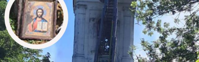 RUKE KOJE SU PREDUHITRILE VATRU:  Iz plamene stihije u crkvi Rođenja Presvete Bogorodice spašeno ono što nema cenu (FOTO)