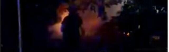 Izgoreo deo kuće u Grdelici, vlasnik povređen (video)