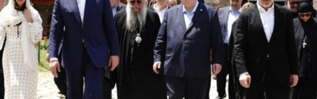 POSETA OVOM MESTU OSTAĆE JEDNA OD NAJLEPŠIH USPOMENA IZ PRIJATELJSKE GRUZIJE" Predsednik Vučić sa suprugom posetio manastir Svetog Đorđa i manastirski kompleks
