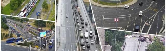 MOKRI KOLOVOZI NA ULICAMA PRESTONICE: Kiša usporila saobraćaj, evo gde se stvaraju gužve, AMSS savetuje oprez (FOTO)