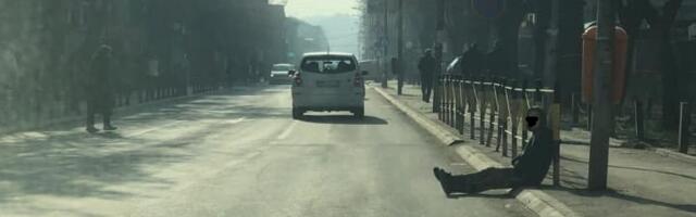 Djevojka koja se samopovrijeđivala smještena u bolnicu