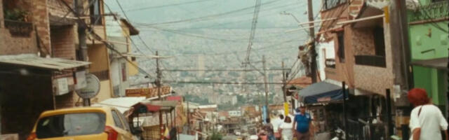 Mračna komedija “Pesnik” u domaćim bioskopima: Priča o opsesiji poezijom, koja nije donela ništa dobro (VIDEO)