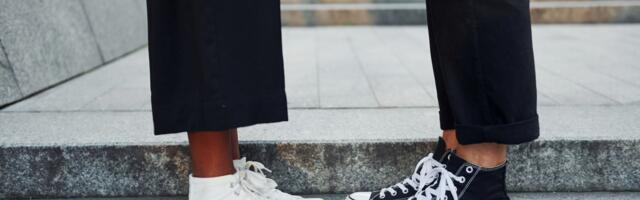 Od minimalizma do glomaznih đonova – otkrijte ženske patike koje ostavljaju utisak!