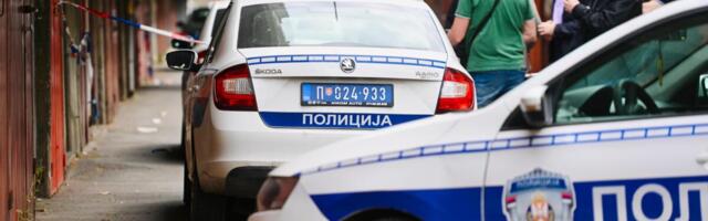 PRETI SAMOUBISTVOM SA KROVA POLICIJSKE STANICE Drama u Smederevu, alarmirane hitne službe spasavanja i pregovarači