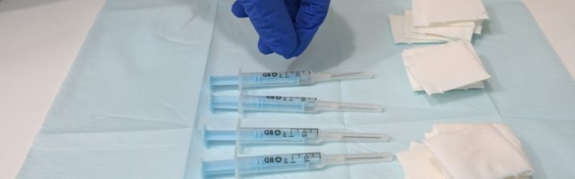 Kovid 19 u Srbiji: Dalji pad broja novobolelih, vakcinacija se "utrostručila" zbog novca