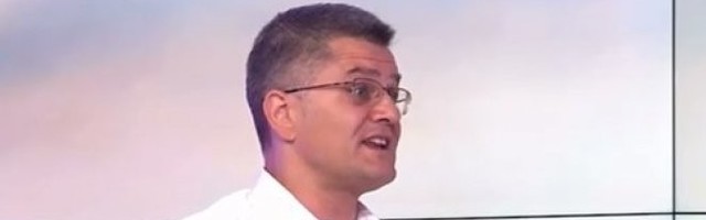 VUK JEREMIĆ NAPAO ĆUTU: Nisi ti nikakva nevladina organizacija, ti si političar koji radi za vlast!