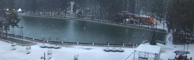 SNEG POČEO DA PADA I NA ZLATIBORU! Pahulje provejavaju i u Užicu! Pogledajte kako se beli Kopaonik (FOTO)