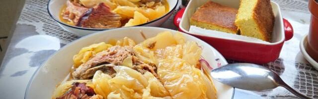 Recept od kog ide voda na usta: Kuvani kiseli kupus sa suvum rebrima i još lepša proja (VIDEO)