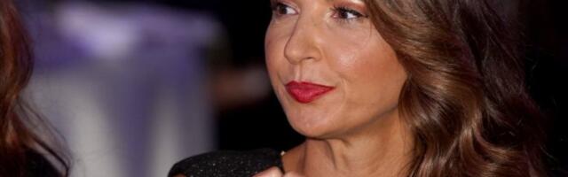 SANJA MARINKOVIĆ ZANEMELA OD ŠOKA! Pevačica u programu uživo obelodanila ISTINU O SLAVNOM MUŽU, sve otišlo u etar!