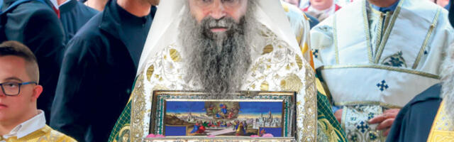 Часни појас Богородице на литији у Београду