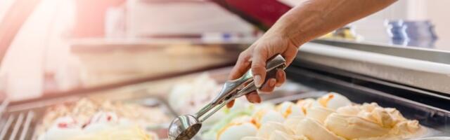 Da li je ovo NAJBIZARNIJI SLADOLED na svetu? Ima ukus MAJČINOG MLEKA i stiže za 9 meseci