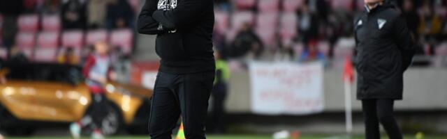 SPARTAK JEDVA POBEDIO, STANKOVIĆ SMEO SAMO NA TRIBINE: Počela kazna za srpskog trenera!
