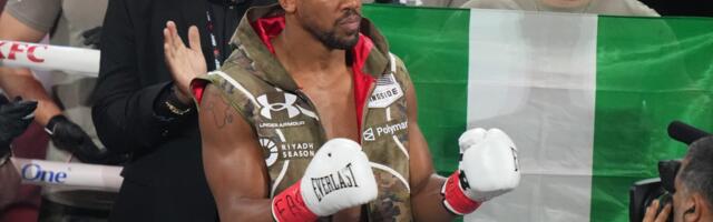 Entoni Džošua preživeo stravičan sudar – poginuli putnici iz njegovog automobila (VIDEO)