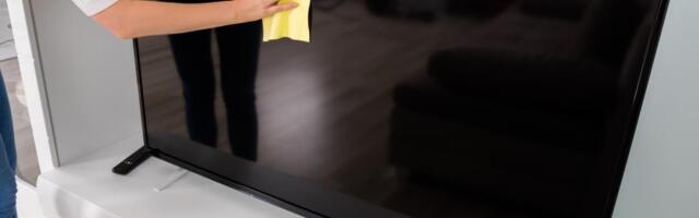 Nećete brisati TV nedeljama: Jednostavan kućni trik protiv prašine!