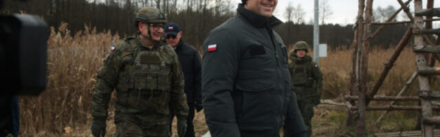 Навроцки: Берлин дуг за Други светски рат да плати војном опремом