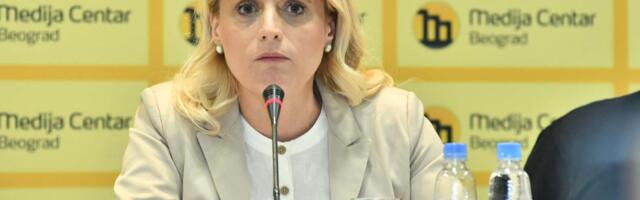 Nepodobna govornica na studentskom skupu: Ko je Jelena Pavlović?