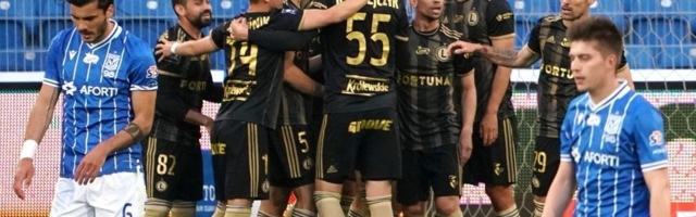 Vešović kao durasel zeka, Vejinović u 97. minutu, Nemanja Mihajlović opet na klupu (VIDEO)