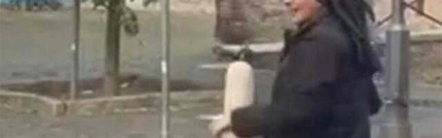 Sestra Emilija reguliše gužvu u saobraćaju: Svi pričaju o snimku iz prestonice, a ona poručuje samo jedno