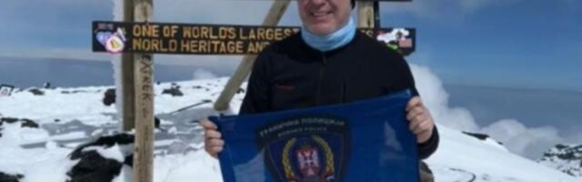 Zamenik načelnika Regionalnog centra granične policije osvojio najviši vrh Afrike