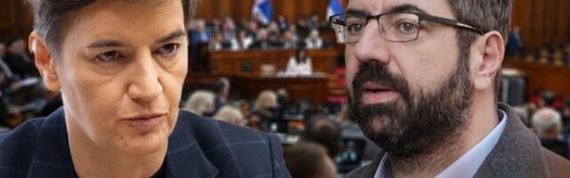 DOBRODOŠLI NAZAD SA TURNEJE PLJUVANJA PO SRBIJI: Ana Brnabić patosirala Lazovića na početku sednice Skupštine Srbije! (VIDEO)