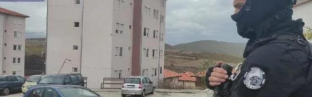 Još jedna u nizu provokacija Srba na KiM: Osvanuli novi UČK grafiti na putu ka jezeru Gazovde