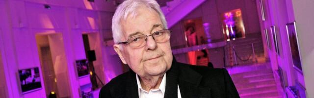 OVO JE SIN BRANKA CVEJIĆA: Sa diplomama NAJVEĆIH SVETSKIH UNIVERZITETA, a onda ga srce povuklo nazad u Srbiju - evo kako živi danas! (FOTO)