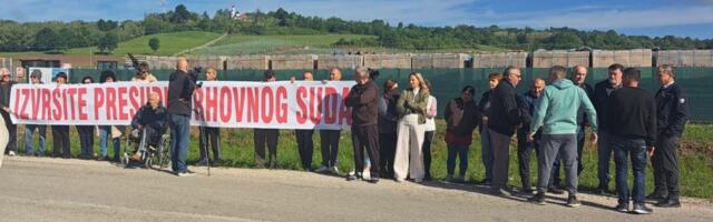 Protest mještana kod Doboja zbog nastavka gradnje solarne elektrane na državnom zemljištu