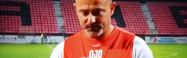 (FOTO) STANKOVIĆ ODUŠEVIO NAVIJAČE ZVEZDE! Trener crveno-belih stao pred kamere u POSEBNOM DRESU!