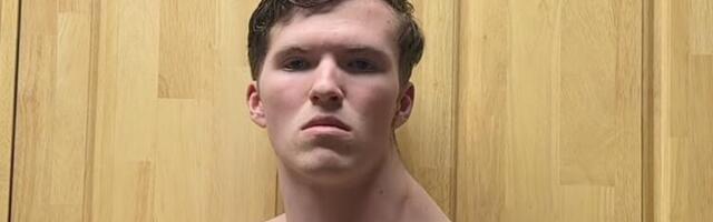 Kralj trapeza i bog asimetrije: Kako je "Crooked King" trenirajući samo jednu stranu tela postao viralna ikona