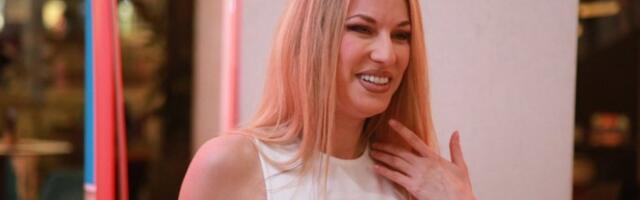 ŠOK-BOMBA NA ESTRADI! Nakon toliko GODINA ćutnje, Rada Manojlović priznala sve o svađi sa Kaćom, njen BIVŠI je kriv za sve?!