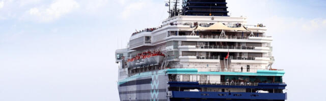 Први крузер прошао кроз Ормуски мореуз