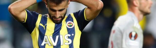 Adana krupnim koracima grabi ka Evropi: Projektil Inlera presekao Fener, Belanda ga nokautirao (VIDEO)
