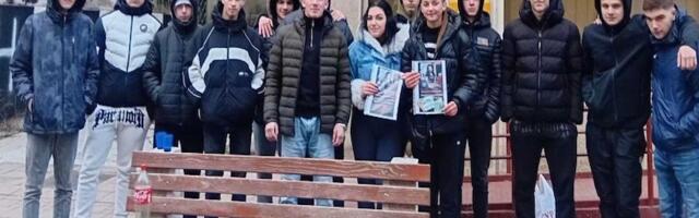 Srednjoškolci iz Prokuplja prikupili oko 40.000 dinara za bolesnu drugaricu