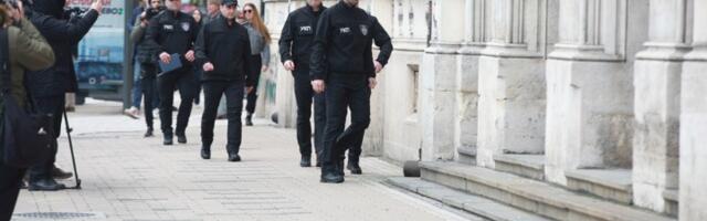 Novi detalji upada UKP u Rektorat: Policija sve legitimiše, studenti mogu da uđu samo uz overene indekse