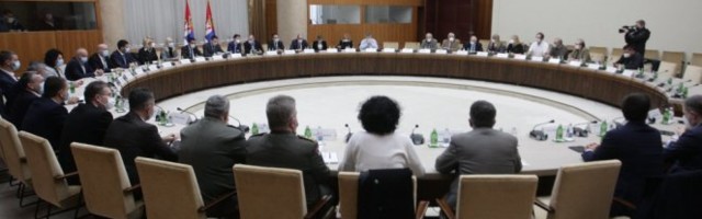 OVO SU 2 GLAVNE TEME SEDNICE KRIZNOG ŠTABA Zasedanje počelo u Palati Srbija