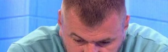 (FOTO) JANJUŠ UHVAĆEN ŠTA RADI U GLUVO DOBA NOĆI: Svi se pitaju da li se viđa sa Majom, a evo šta je istina!