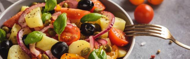 Grčka krompir salata će zaseniti sve one koje ste do sada probali
