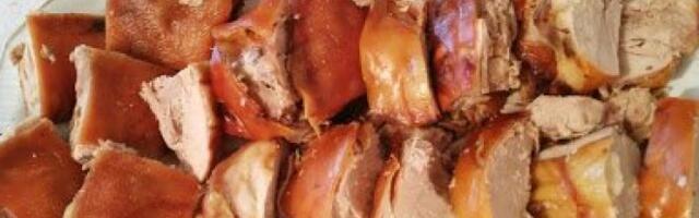 CENA PRASETINE DUPLIRANA U ODNOSU NA PROŠLI JANUAR! Božićne pečenice nema bez 100 evra