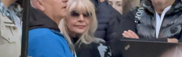 SMRTNI SLUČAJ RAZORIO HANKU PALDUM, NIJE U STANJU DA GOVORI: Ćerka otišla u kakvom je pevačica stanju nakon vesti o tragediji!