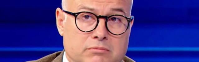 Вучевић осудио скуп подршке осумњиченима за планирање убиства Вучића