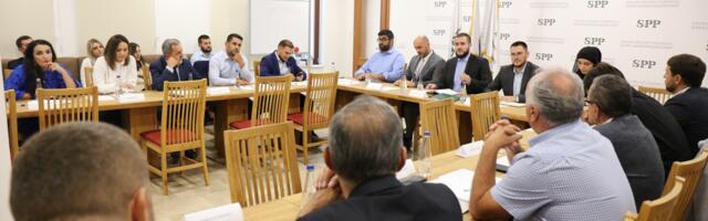 SPP: Puna podrška opštinskoj vlasti u Sjenici – Nuhović isključen iz članstva