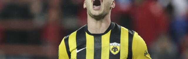 Jović sam protiv svih: Dva gola Srbina nisu spasila AEK novog kiksa