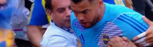 Nekadašnji golman Mančester junajteda i reprezentativac Argentine objavio kraj karijere