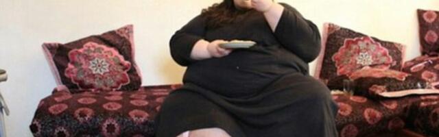 DAVALI JOJ PAR MESECI ŽIVOTA, A ONDA JE SMRŠALA VIŠE OD 200 KILOGRAMA: Jednu stvar ipak ne može da sakrije (FOTO)