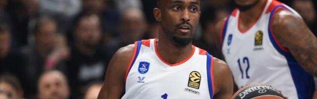 Kraj jedne ere u Evroligi: Efes se oprostio od heroja koji je osvojio dve titule, Francuz napustio klub