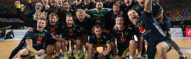 Došli bez celog tima – igraće za zlato! Šveđani bez muke protiv Francuza do finala SP