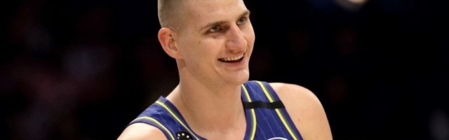 Može i na plažu: Nikola Jokić ima trbušnjake