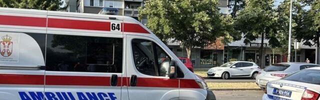 Deka (86) stradao u nesreću u Zemunu: Pokošen na pešačkom, sumnja se da je prelazio na crveno