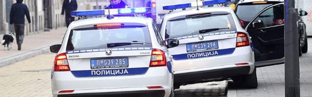 Nasilje na Zvezdari: Razbojnik drvenom motkom tukao radnicu kafića